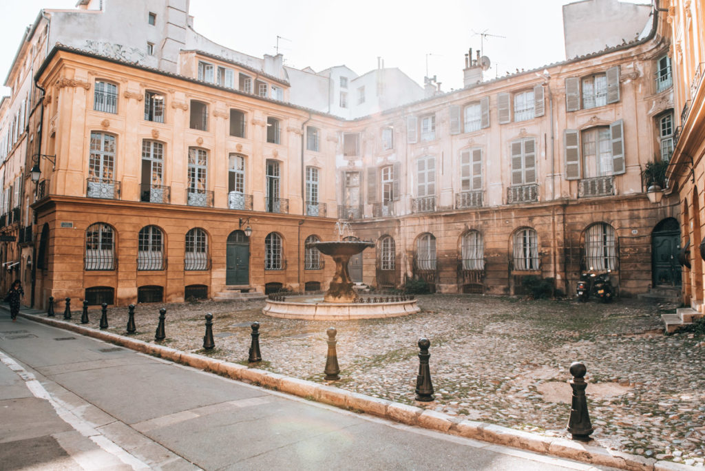 Albertas Platz Aix en Provence