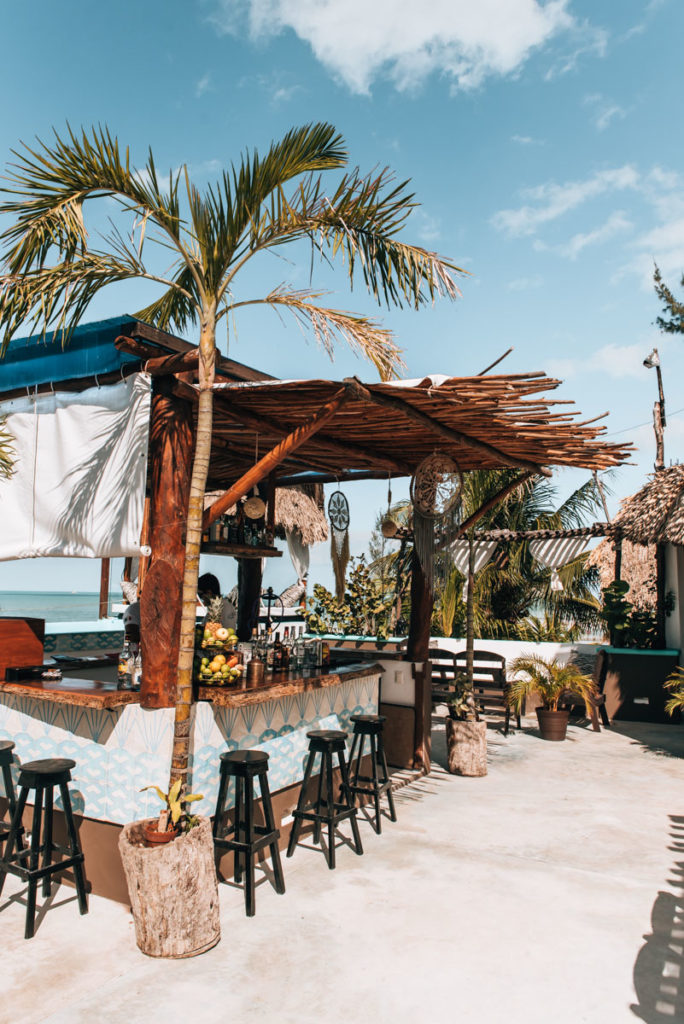 Alma Bar Holbox