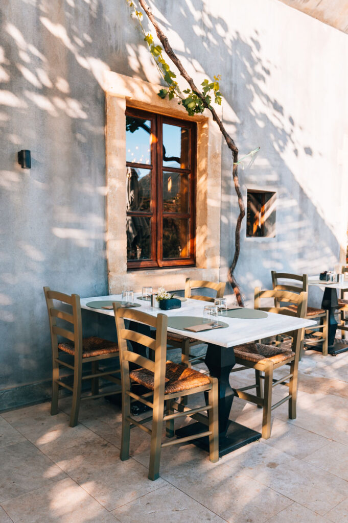 Kinsterna Hotel Peloponnes