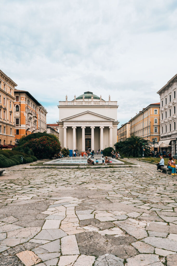 Trieste Sant Antonio Taumaturgo