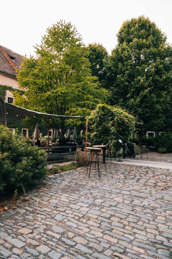 Olmütz Long Story Short